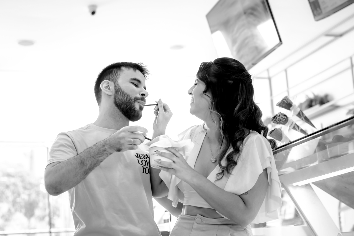 Ensaio fotográfico noivos na gelateria