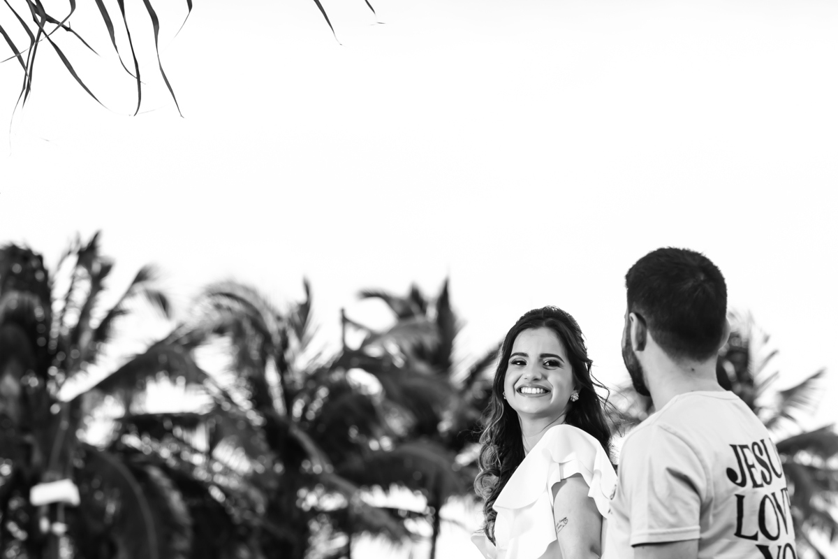 Ensaio fotográfico pre wedding na praia em Fortaleza