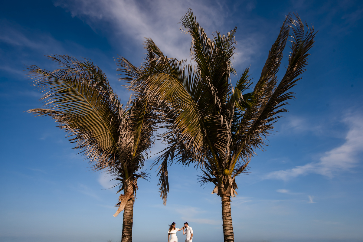 Ensaio fotográfico pre wedding na praia em Fortaleza