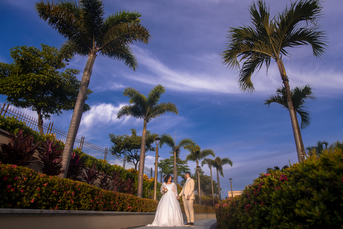 Ensaio fotográfico de casamento no Templo de Fortaleza