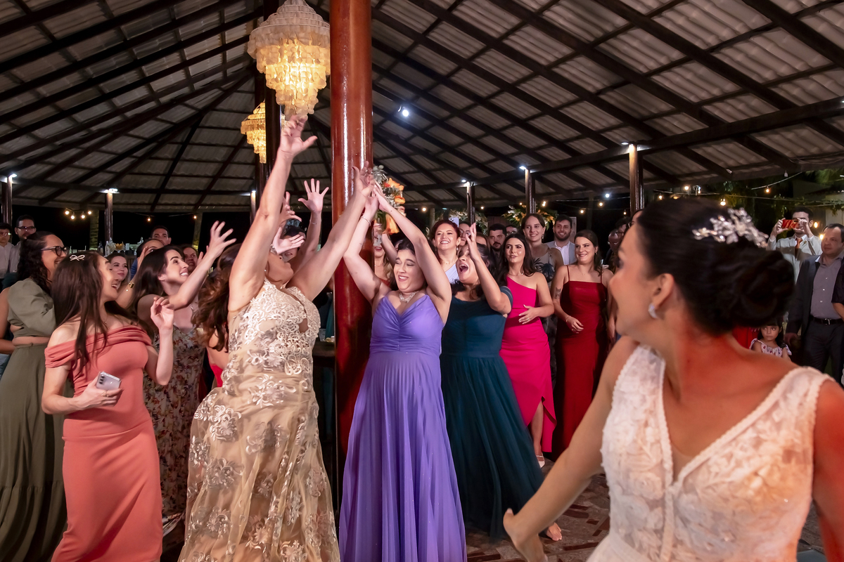 Casamento na praia, no lounge conceito buffet em Iparana