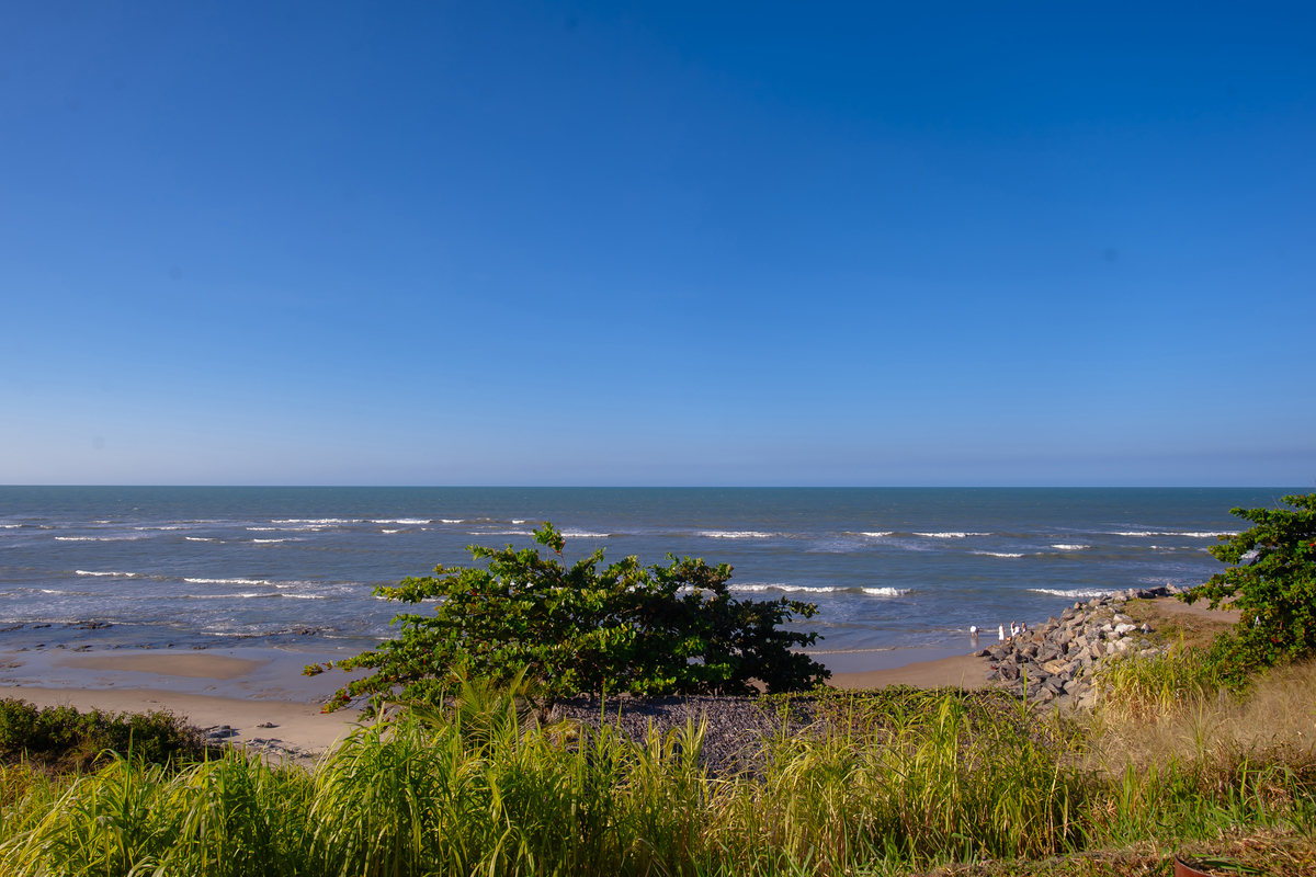 Casamento na praia, no lounge conceito buffet em Iparana