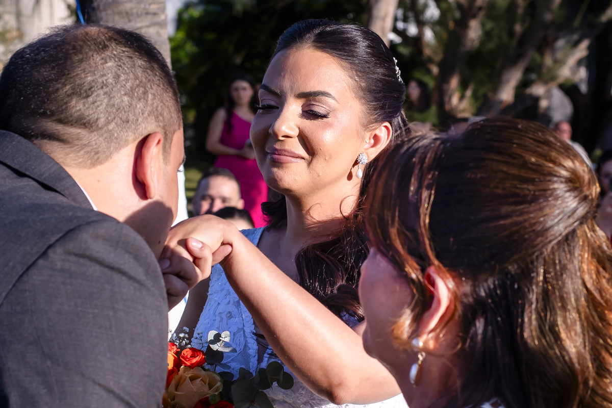 Casamento na praia, no lounge conceito buffet em Iparana