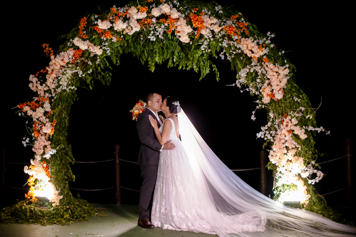 Casamento na praia, no lounge conceito buffet em Iparana