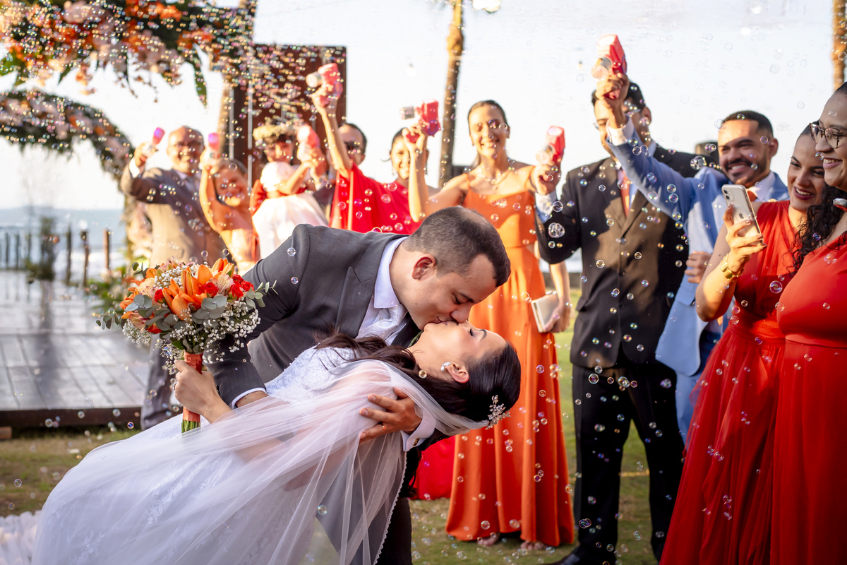 Casamento na praia, no lounge conceito buffet em Iparana