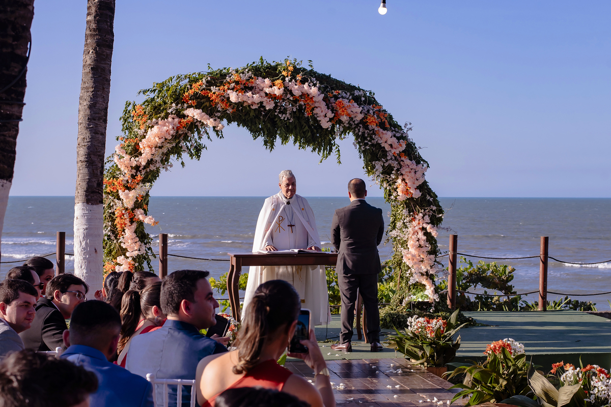Casamento na praia, no lounge conceito buffet em Iparana