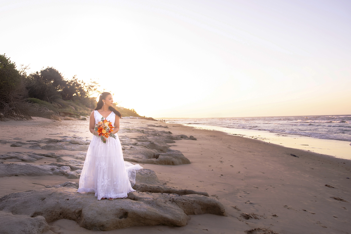 Casamento na praia, no lounge conceito buffet em Iparana