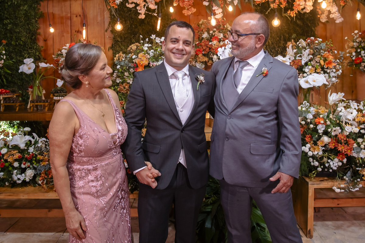 Casamento na praia, no lounge conceito buffet em Iparana