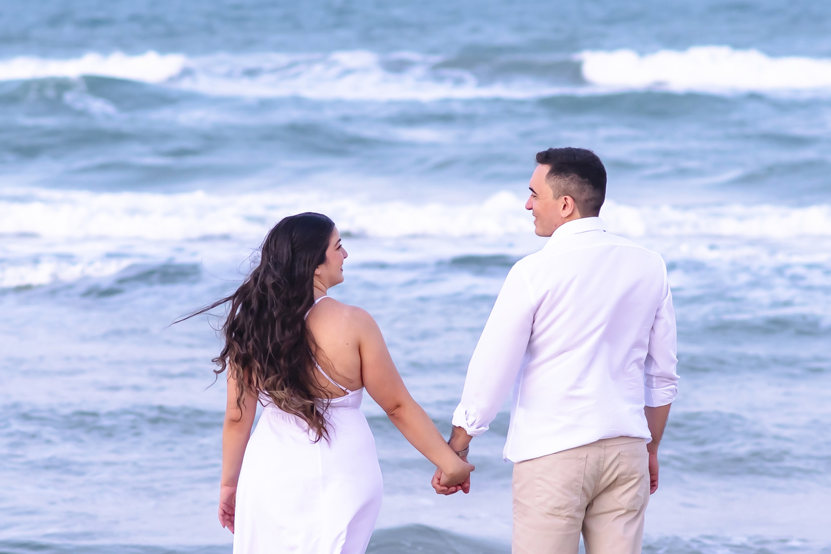 Ensaio fotográfico casal na praia
