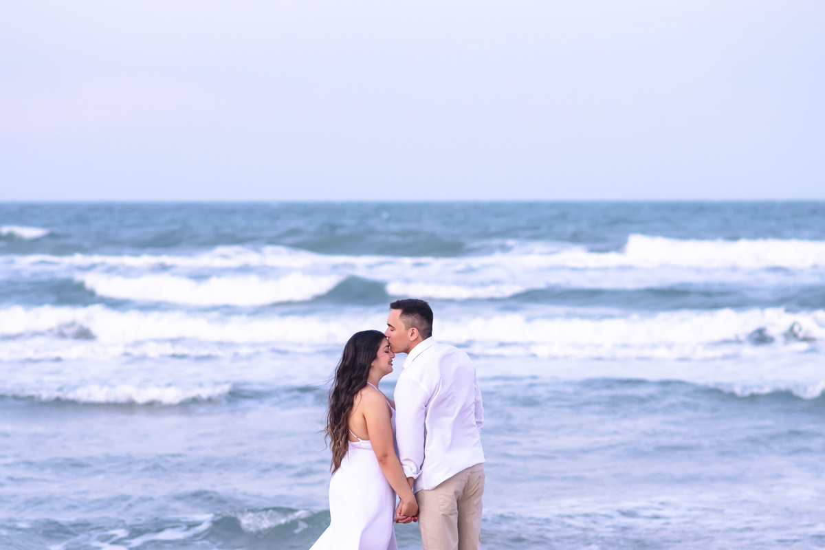Ensaio fotográfico casal na praia