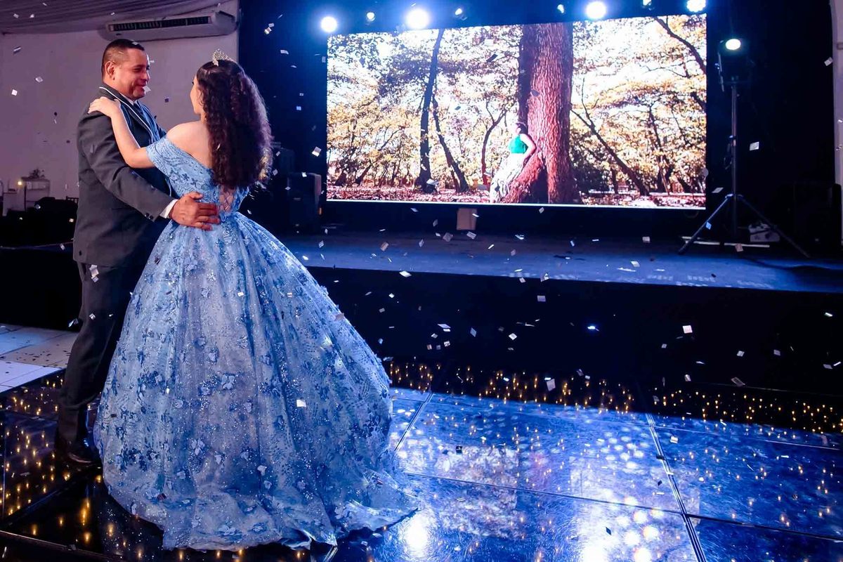 Aniversario 15 anos no Spazio buffet