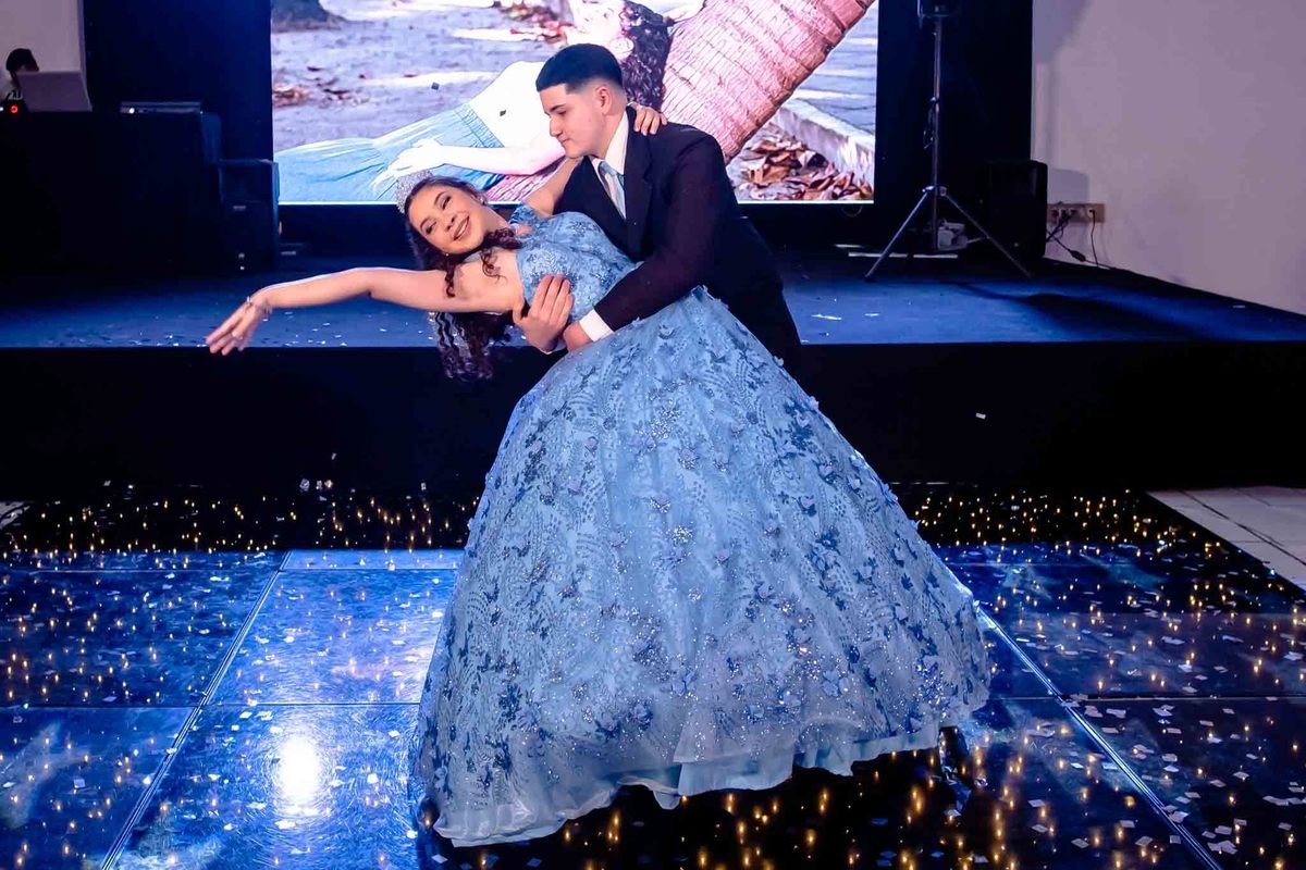 Aniversario 15 anos no Spazio buffet