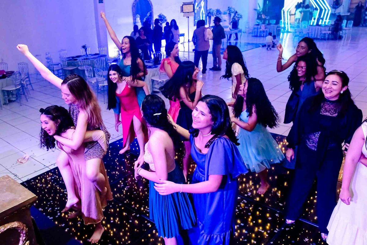 Aniversario 15 anos no Spazio buffet