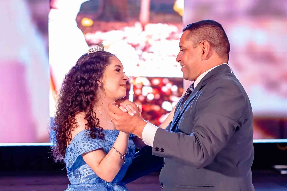 Aniversario 15 anos no Spazio buffet