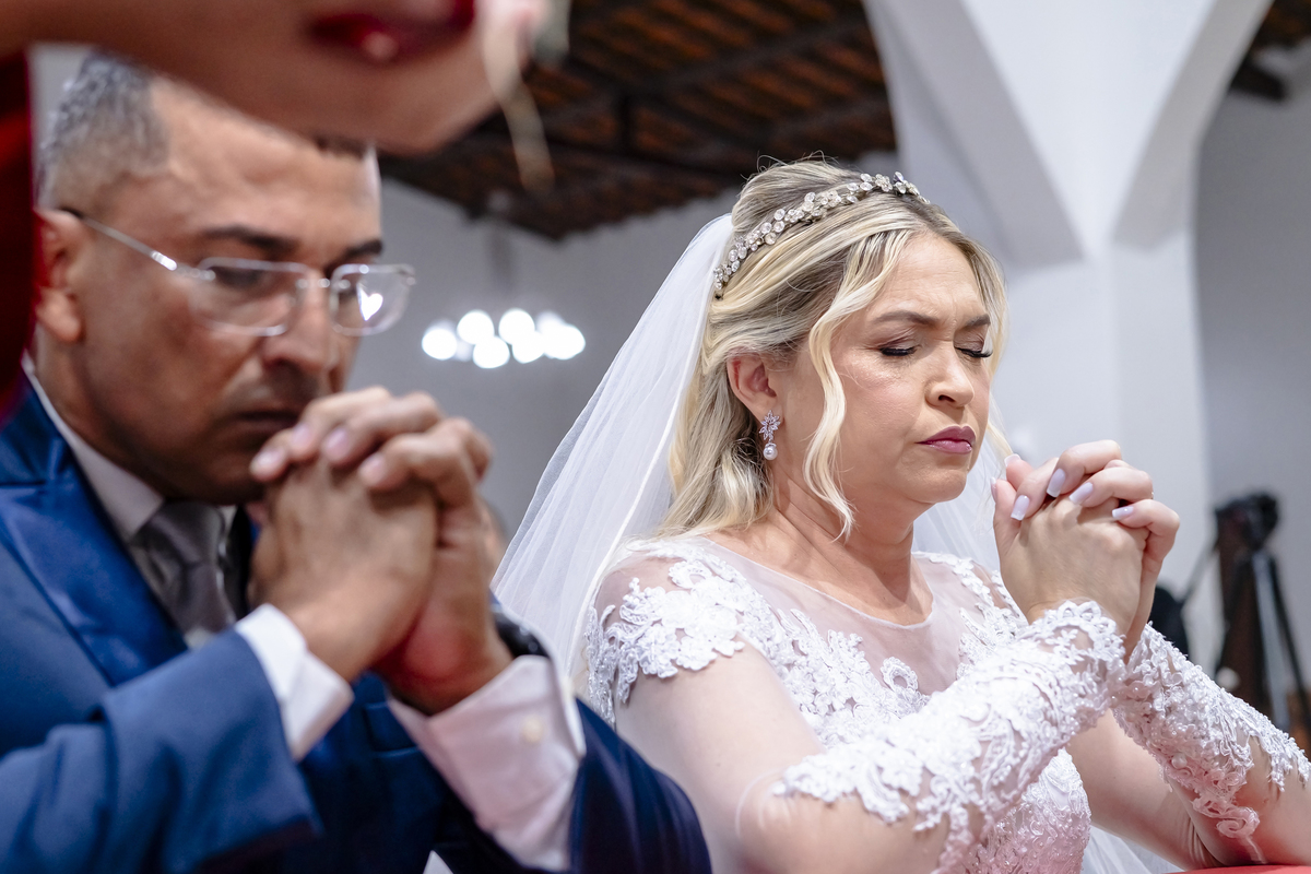 Cerimonia de casamento na igreja