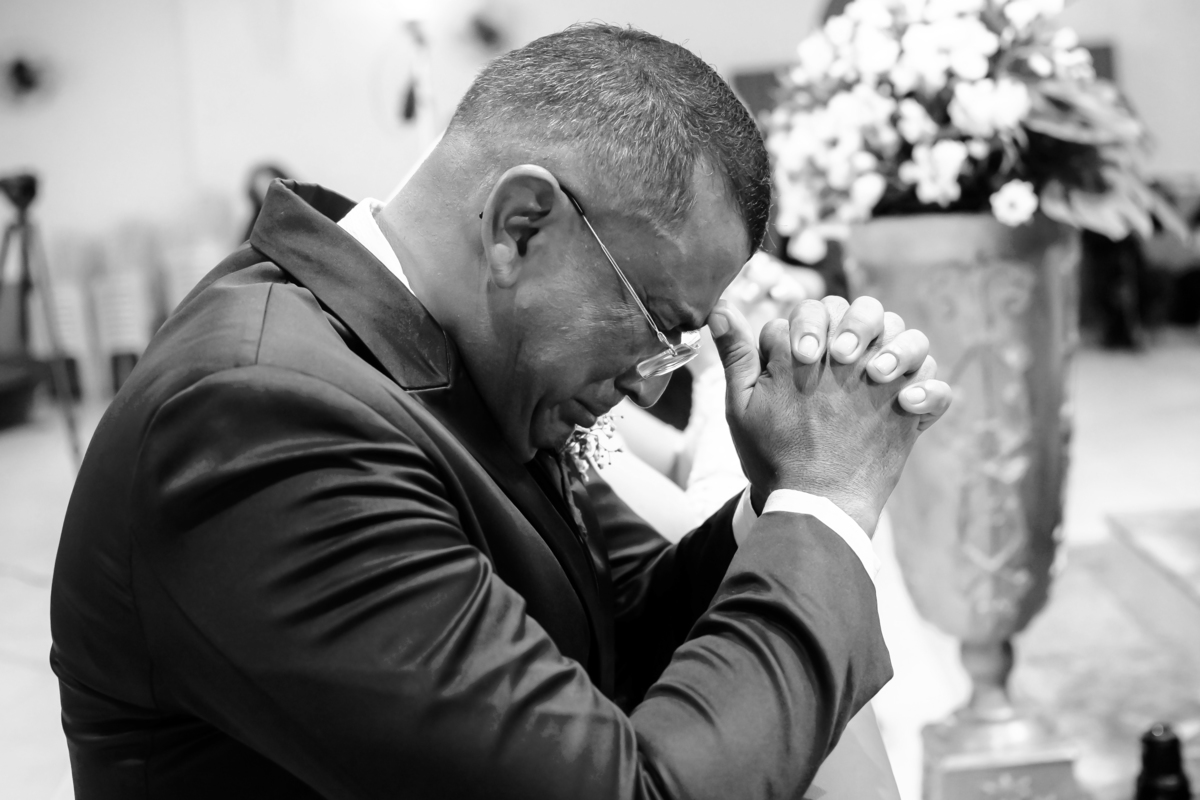Cerimonia de casamento na igreja