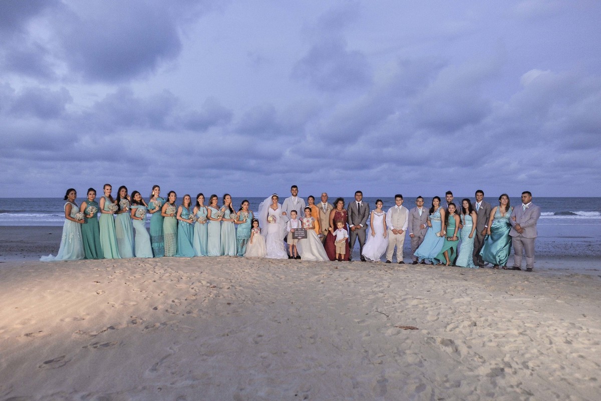 Padrinhos e madrinhas na praia