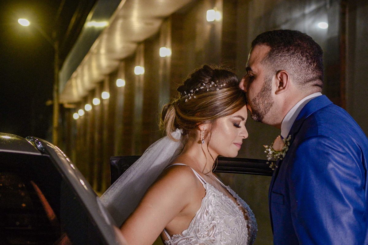 Chegada noivos no buffet