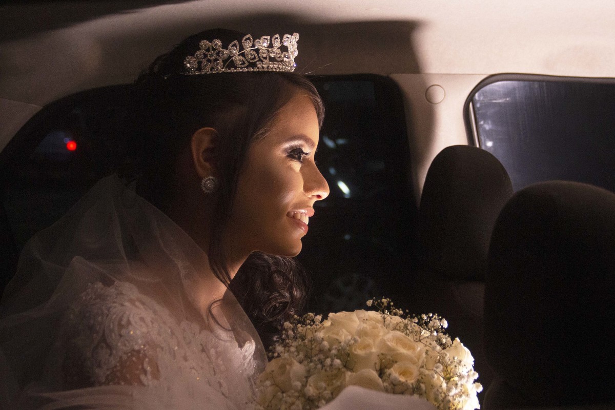 A noiva no carro