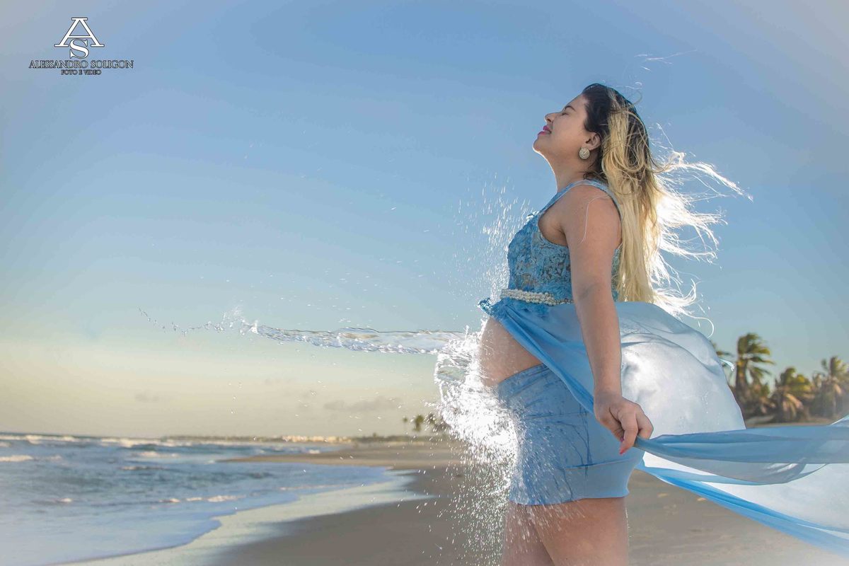 gestante na praia fortaleza