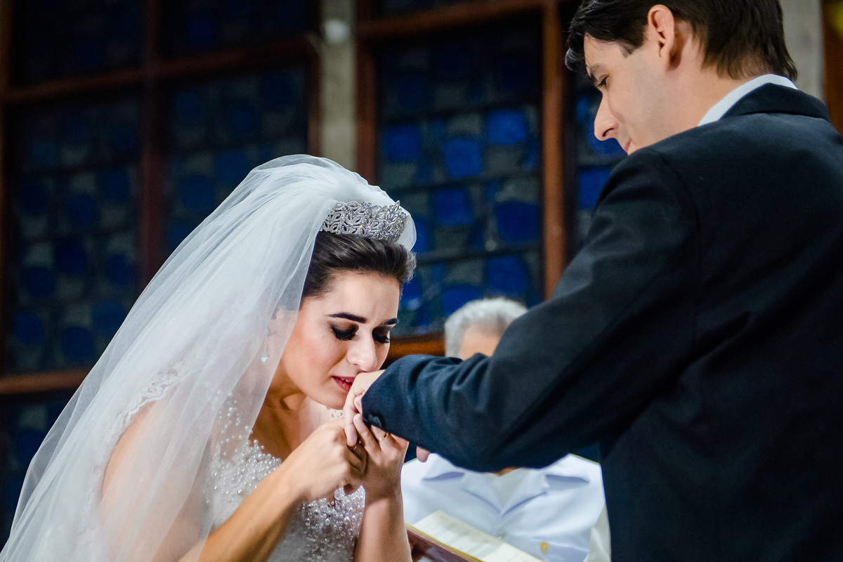 Os noivos na Igreja