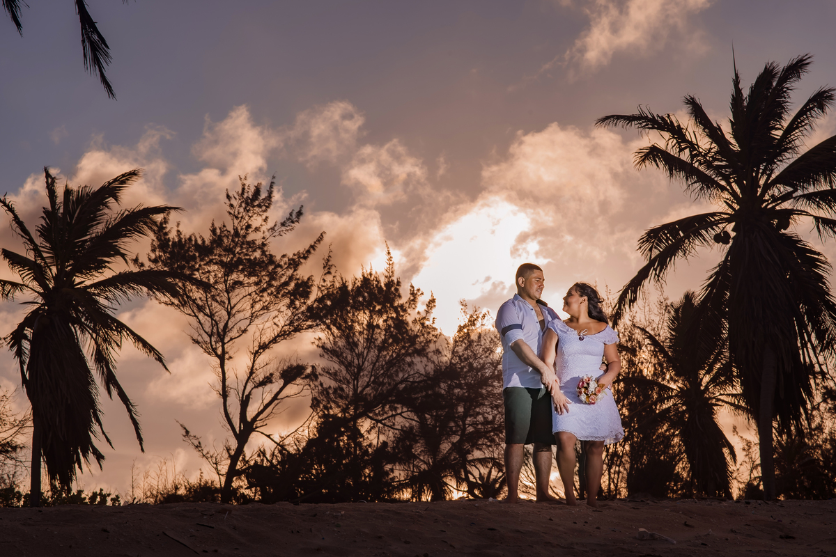 Lindo ensaio casamento ao por do sol