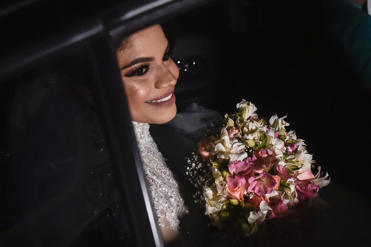 A noiva no carro