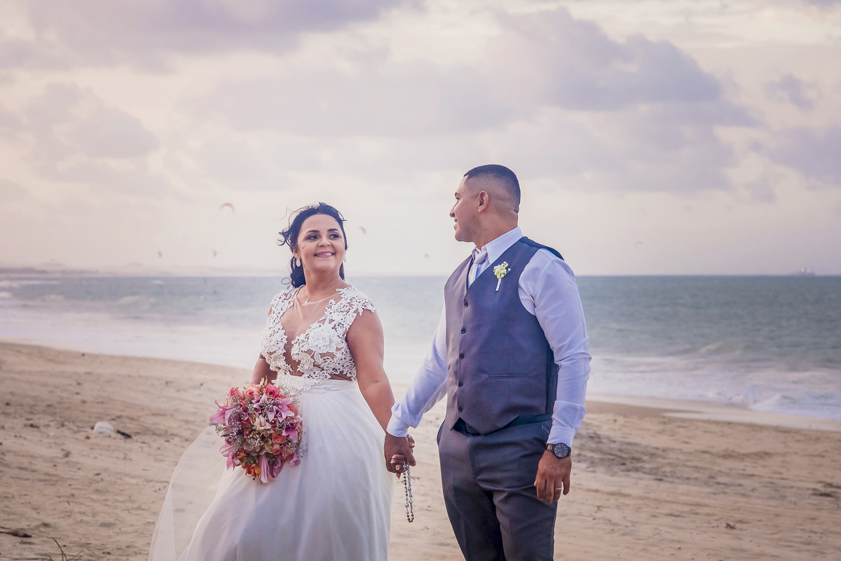 Casamento na praia de Combuco Ceará