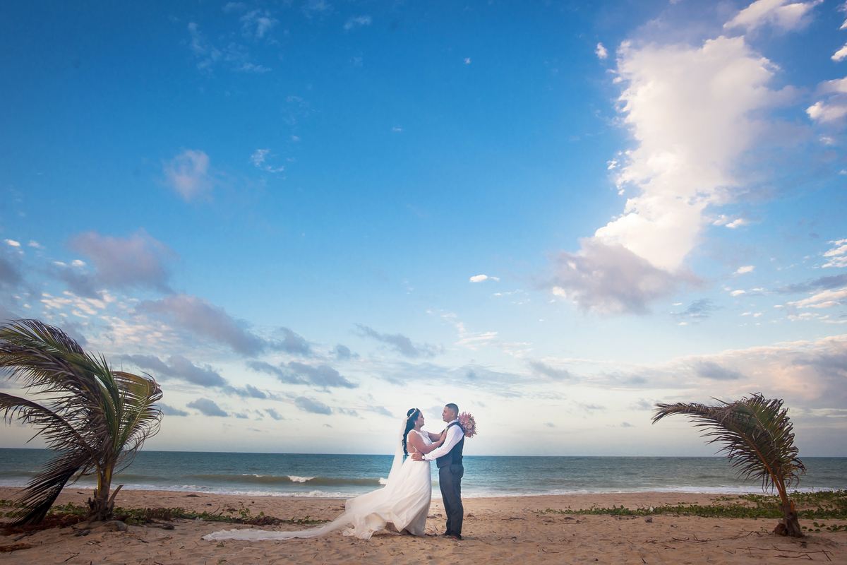 Casamento na praia de Combuco Ceará