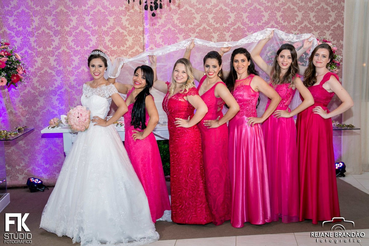 Noiva e madrinhas - Casamento - Elaine e Rafael