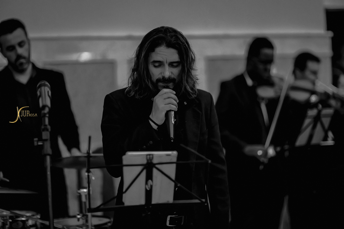 Andre Leite- Vocalista da banda ID2, diretor vocal do querido Padre Fabio de Melo