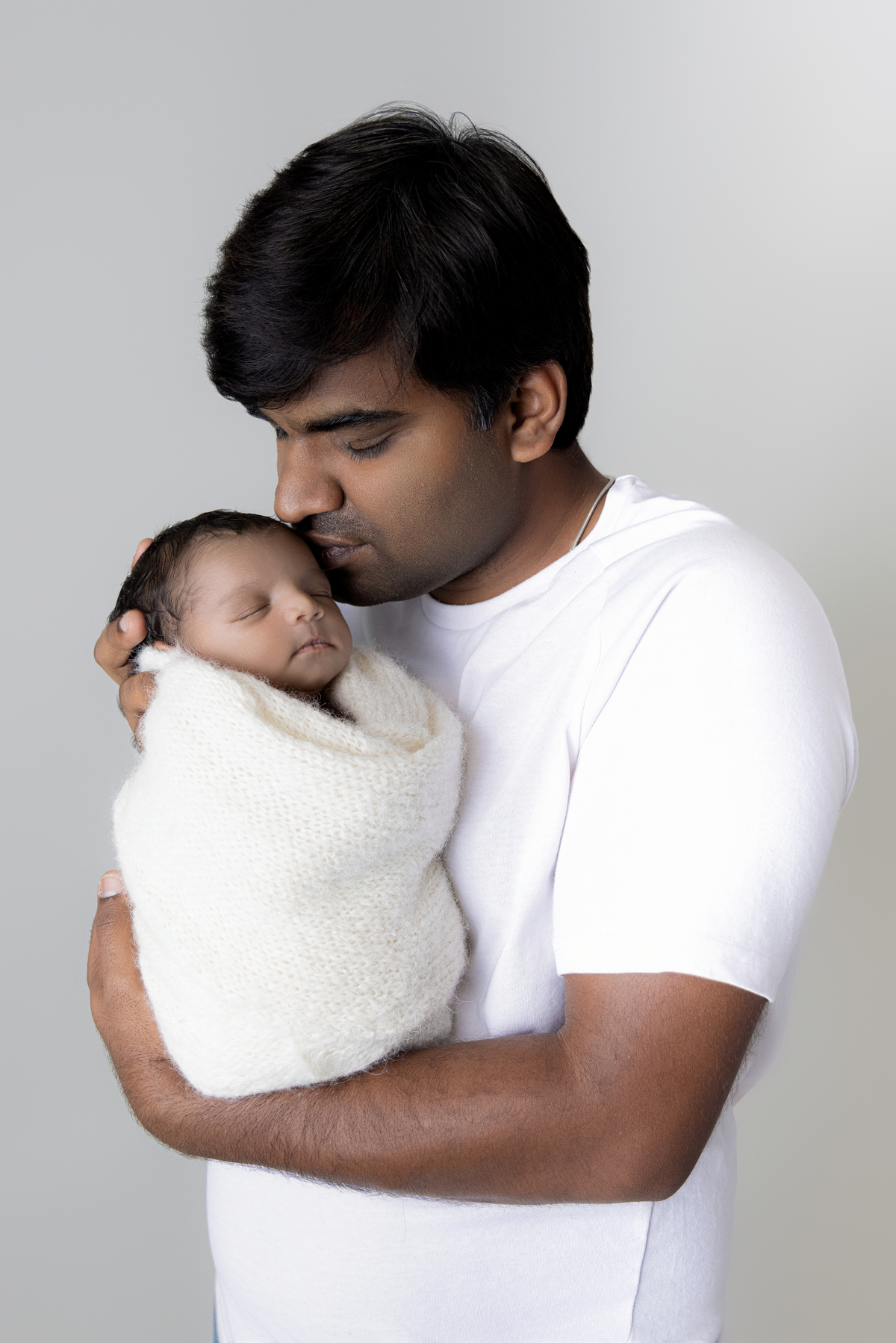 fotografia recem nascido com pai