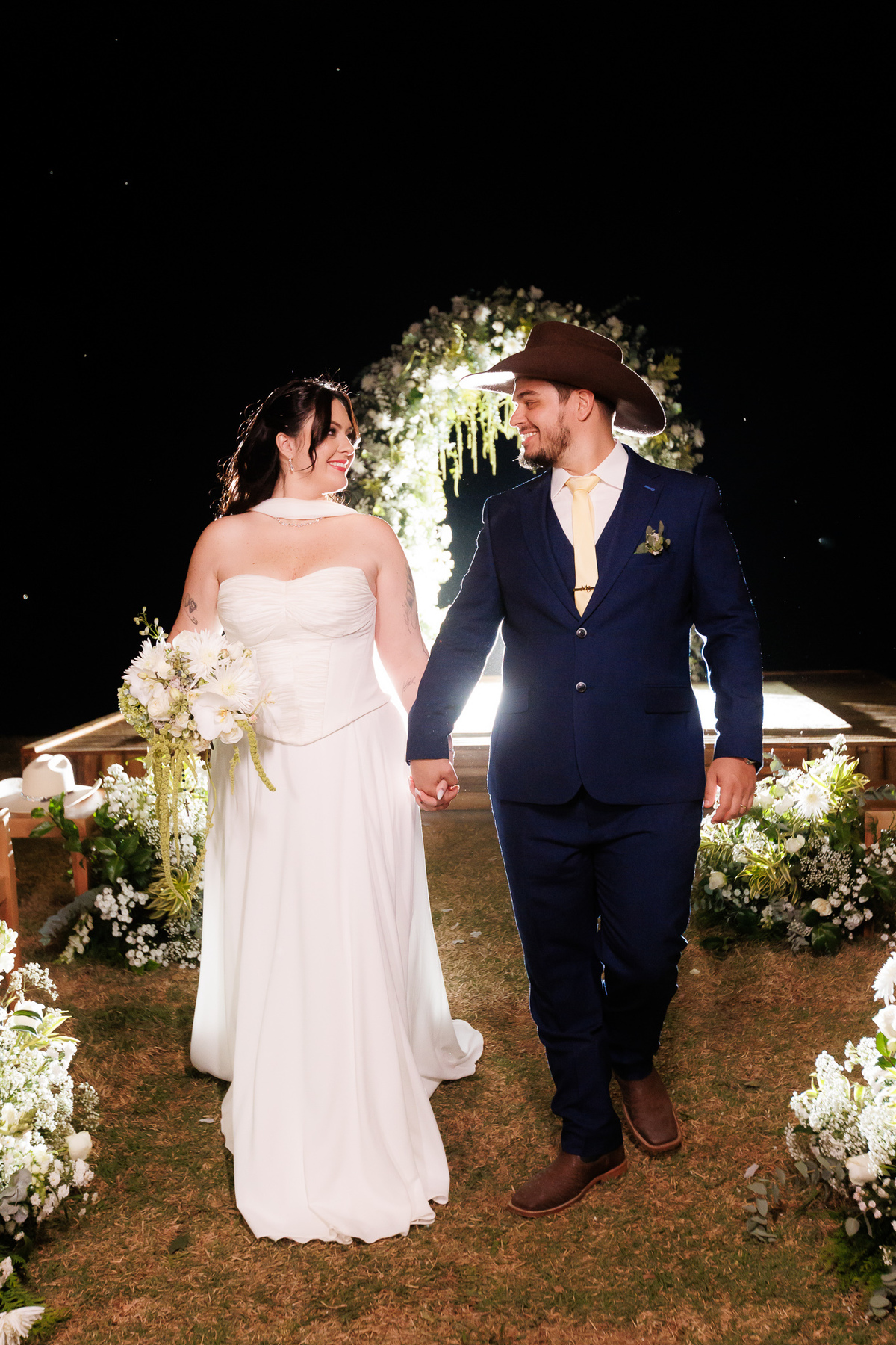 Casamento Júlia e Murilo no Sítio Pirilampo em Jacutinga MG