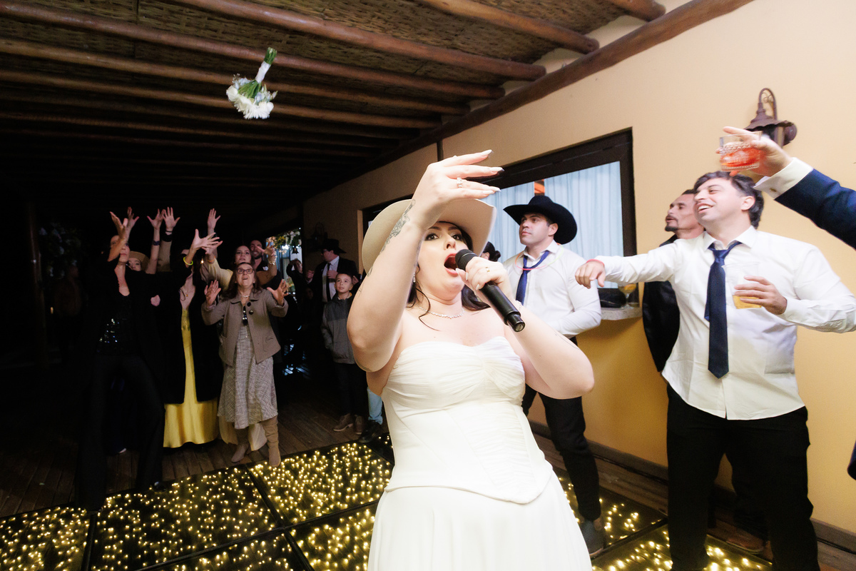 Casamento Júlia e Murilo no Sítio Pirilampo em Jacutinga MG
