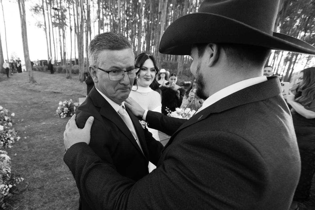 Casamento Júlia e Murilo no Sítio Pirilampo em Jacutinga MG