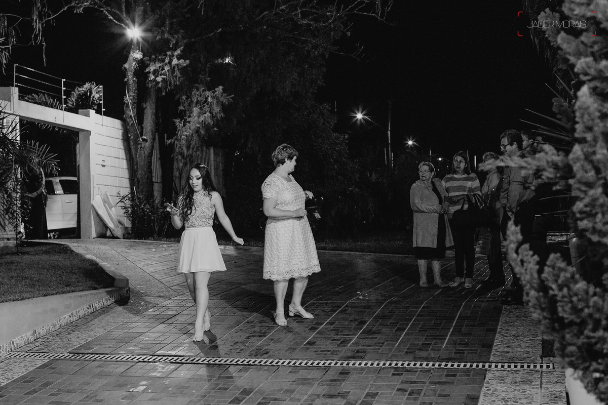 Fotografia de Aniversário Debutante Espaço Bazilia Couto Eventos Hortolandia SP 