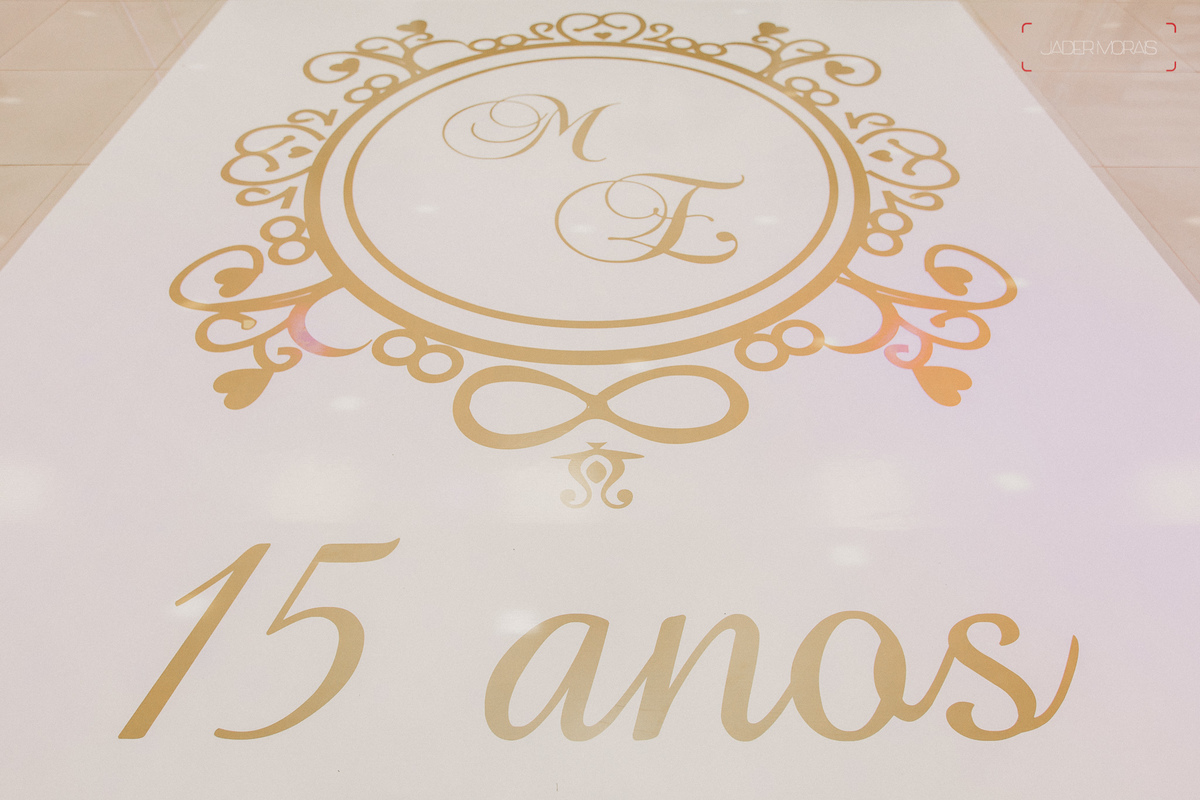 Fotografia de Aniversário Debutante Espaço Bazilia Couto Eventos Hortolandia SP 