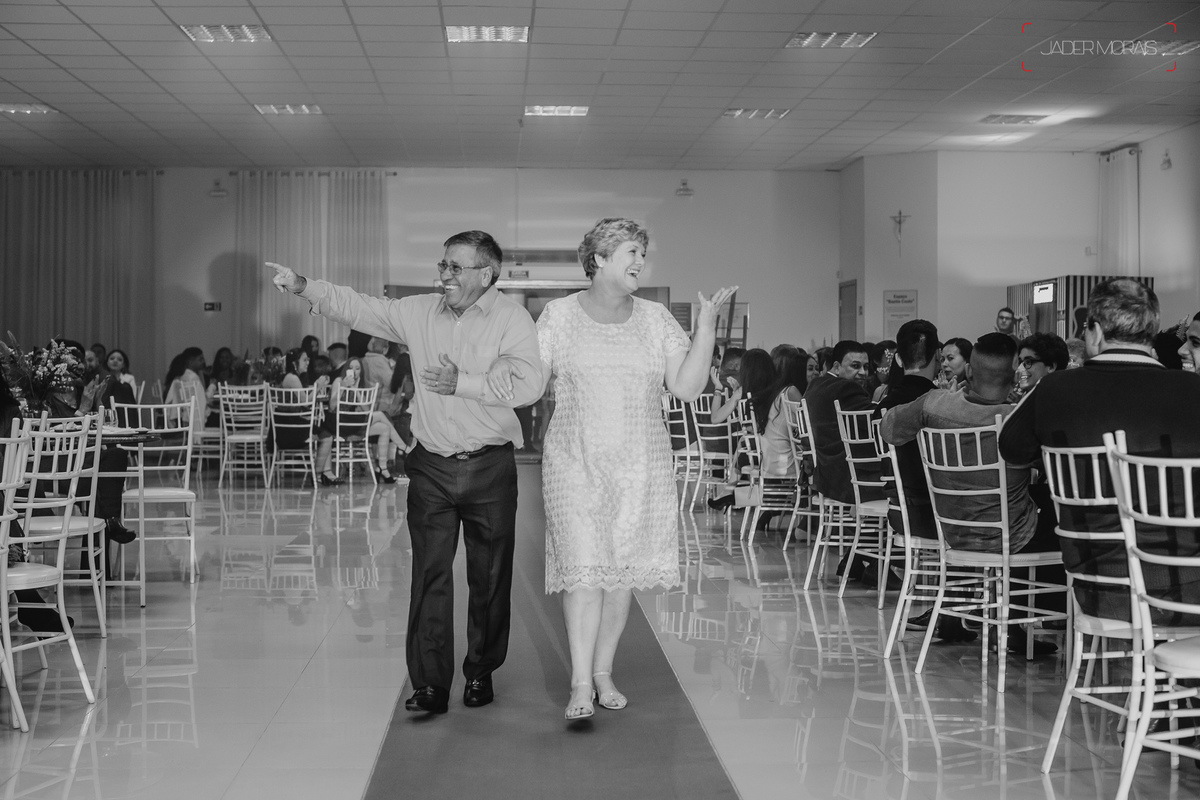 Fotografia de Aniversário Debutante Espaço Bazilia Couto Eventos Hortolandia SP 