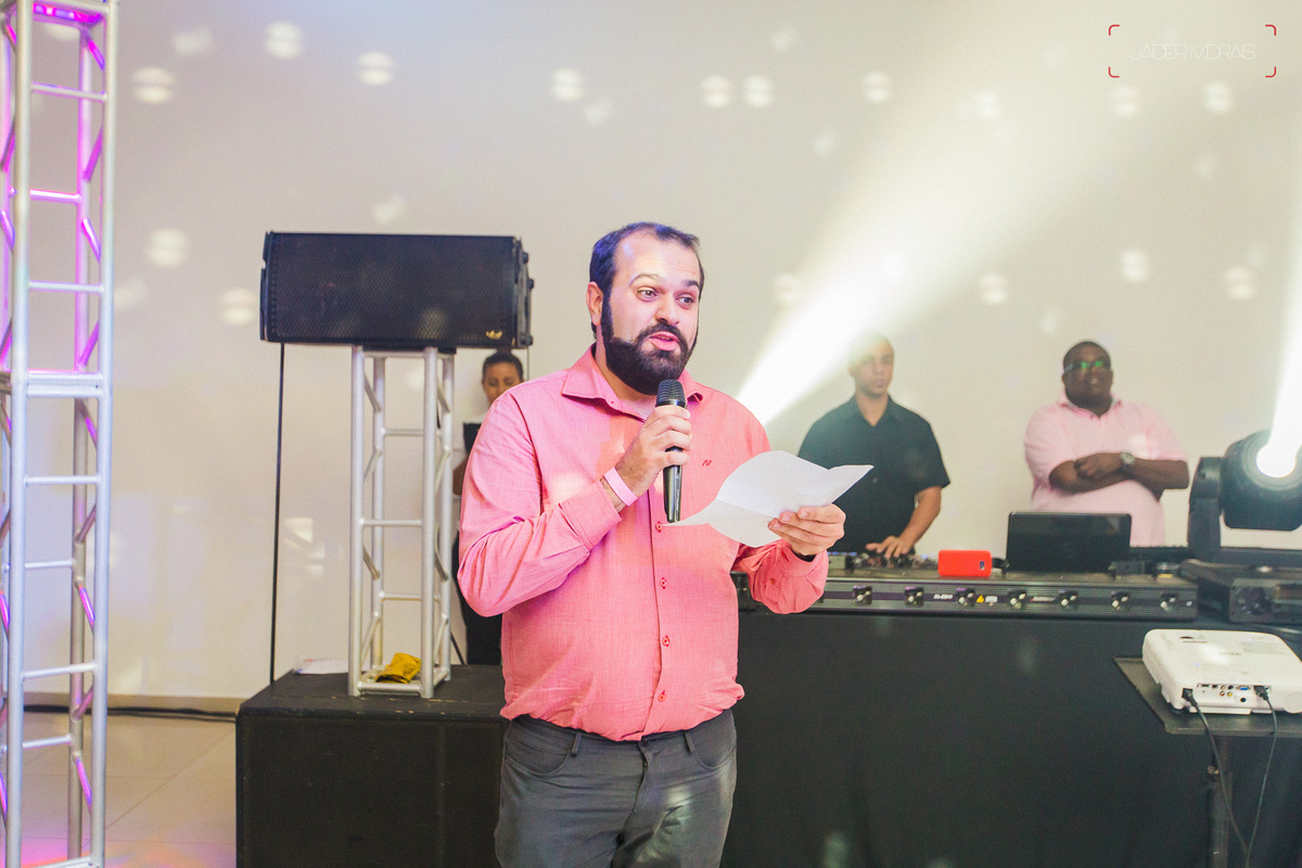 Fotografia de Aniversário Debutante Espaço Bazilia Couto Eventos Hortolandia SP 