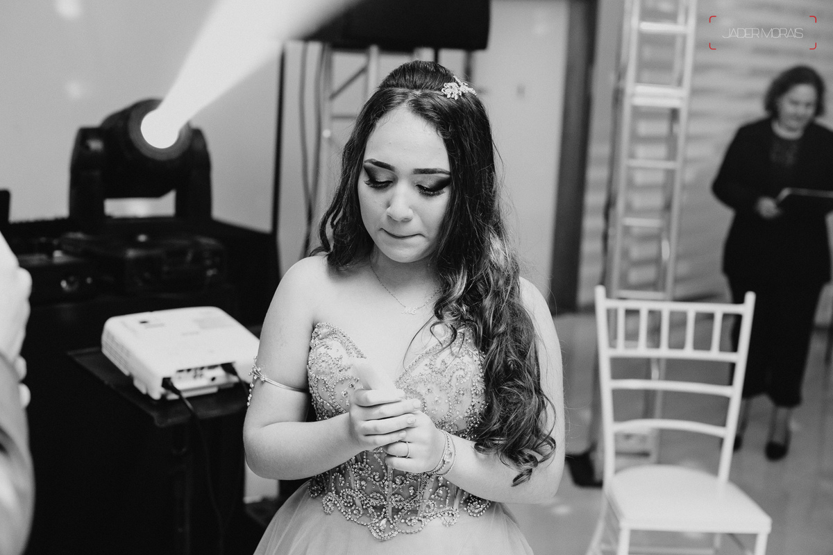 Fotografia de Aniversário Debutante Espaço Bazilia Couto Eventos Hortolandia SP 