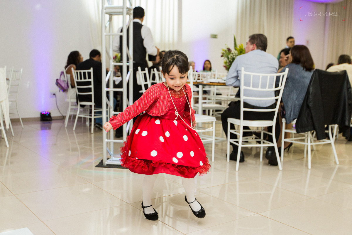 Fotografia de Aniversário Debutante Espaço Bazilia Couto Eventos Hortolandia SP 