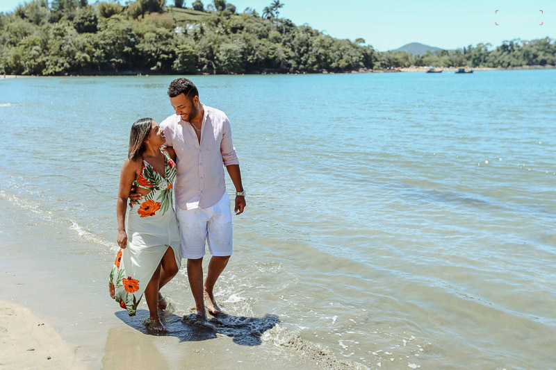 Ensaio de Casal Praia de Perequê Açu Ubatuba SP 