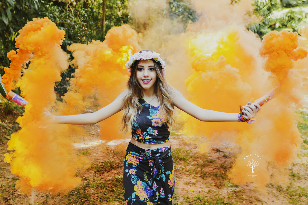 ensaio-15-anos-com-fumaca-colorida