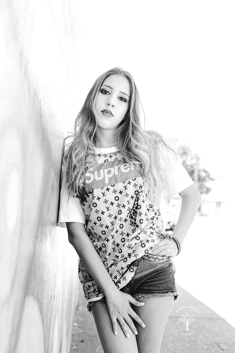 ensaio-15-anos-giovana-estilo-livre-roupa-supreme