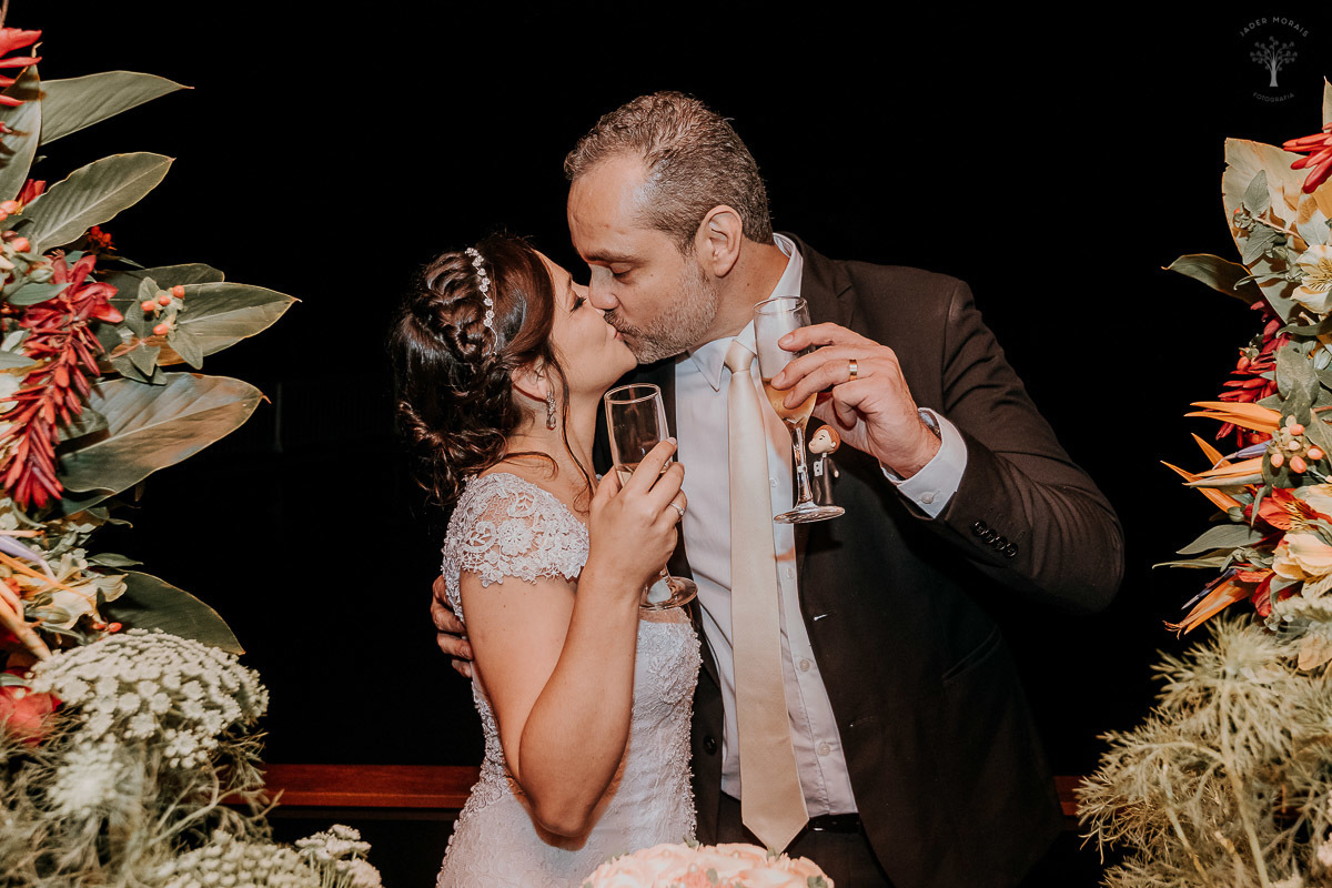 Fotografia de Casamento Restaurante Peixada do Lago Pedreira SP 