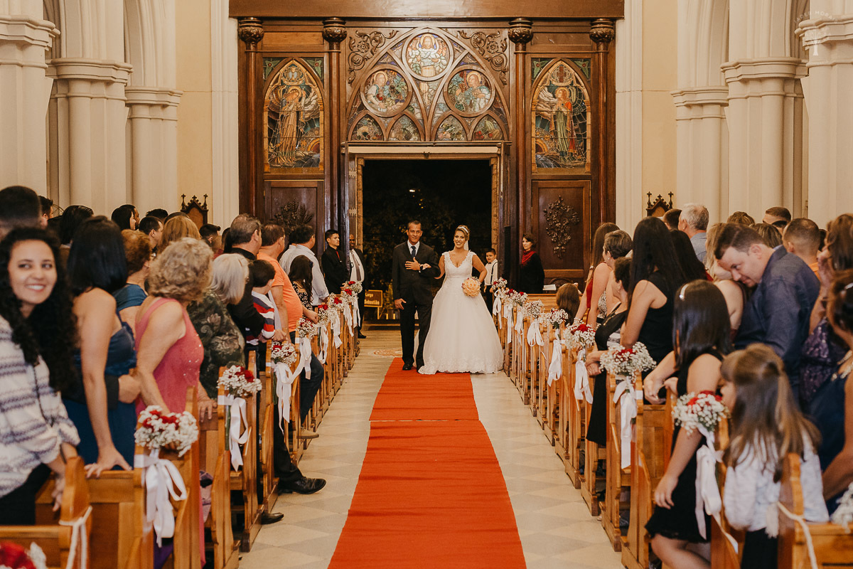 Fotografia de Casamento Matriz São Sebastião Valinhos SP