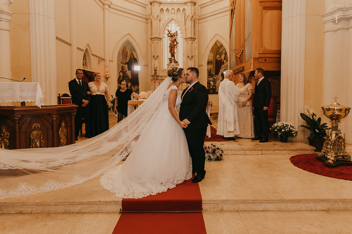 Fotografia de Casamento Matriz São Sebastião Valinhos SP
