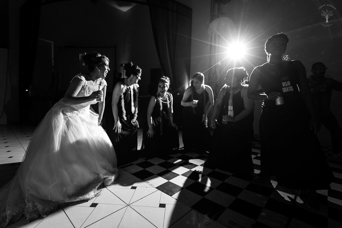 Fotografia de Casamento Matriz São Sebastião Valinhos SP