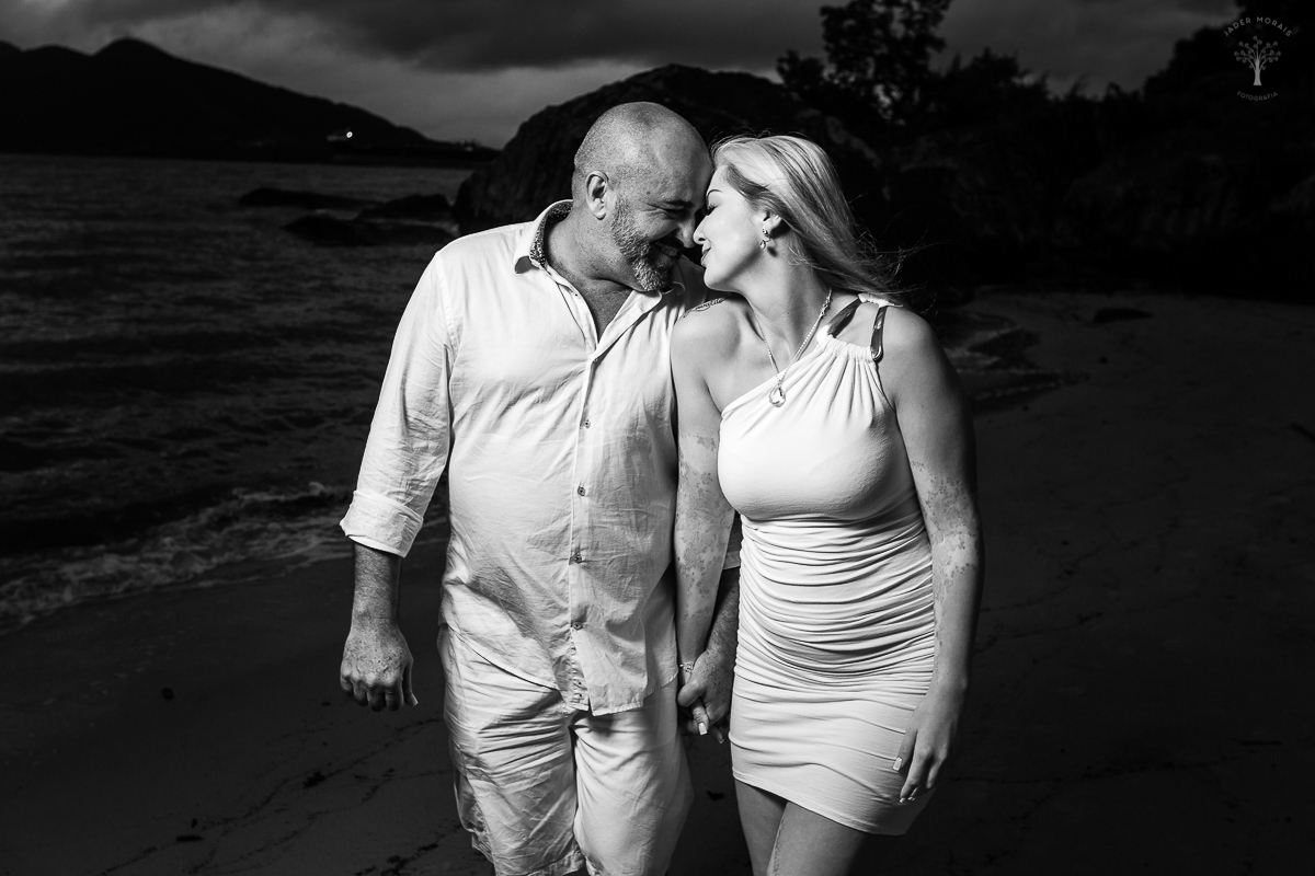 Ensaio de Casal Praia Ilhabela SP 