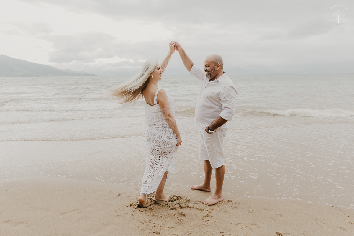 danca-dos-noivos-praia-ilhabela